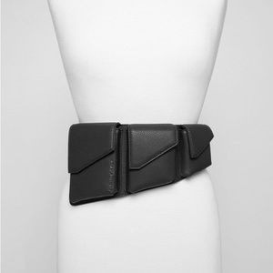 Maniére de Voir black waist pouch belt vegan leather techwear minimalist vibes